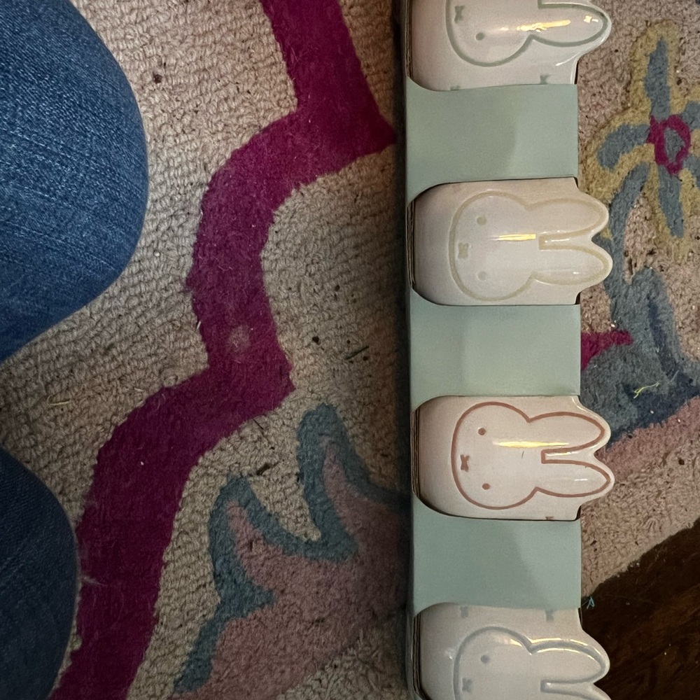 Decorative Bunny Wall Hooks in Light Mint and White